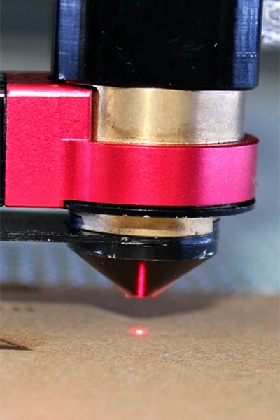 2 Imagenes De Maquinas Laser Co2 AEON EN Mquinas Lser Co2 02