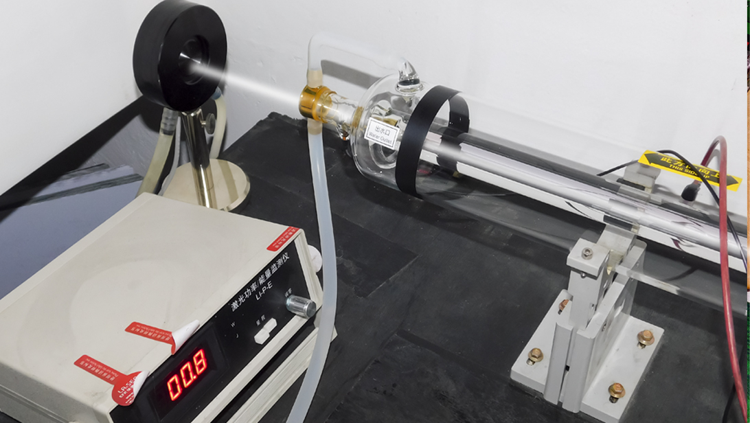 ¿CÓMO SABER SI YA ES MOMENTO DE CAMBIAR MI TUBO LÁSER CO₂?